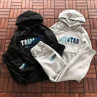 TOP￥~ 169 PANTS￥~ 159 TRAPSTAR HOODIE TROUSERS 11092513 (im 180CM 68KG iwear size S in the photo)