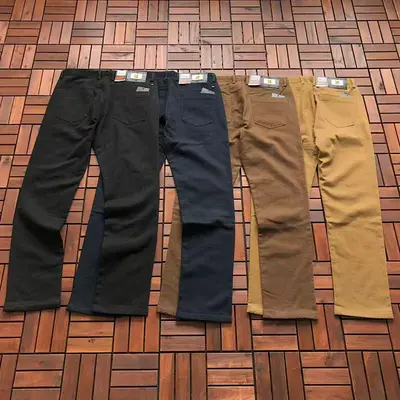 ￥~225 H🔥G🔥 B🔥🔥S TROUSERS 22092696 (im 180CM 68KG iwear size 33 in the photo)