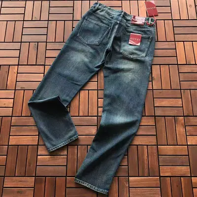 ￥~235 G🔥C🔥I JEANS 22092674 (im 180CM 68KG iwear size 32 in the photo)