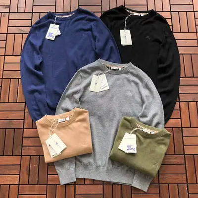 ¥~229 B🔥RB🔥RRY SWEATER 22092625 (im 180CM 68KG iwear size L in the photo)