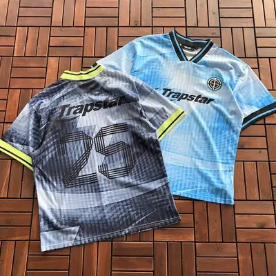 ￥~129 TRAPSTAR T-SHIRT 11092899 (im 180CM 68KG iwear size S in the photo)