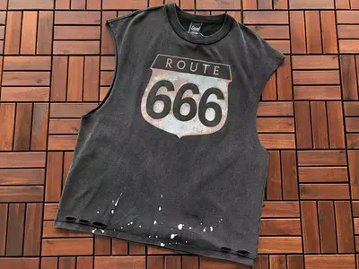 ￥~109 SAINT MICHAEL VEST 11092882 (im 180CM 68KG iwear size M in the photo)