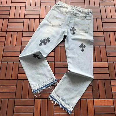 ¥~245 CH🔥OM🔥 HE🔥RTS JEANS 11110250(im 176CM 58KG iwear size 28 in the photo)
