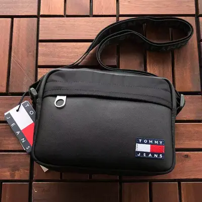 ￥~139 T 🔥🔥🔥 H🔥🔥🔥R BAG 22110405 (长15CM*宽21CM*高6CM)
