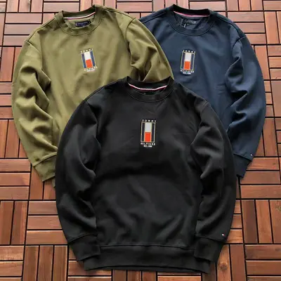 ¥~139 T 🔥🔥🔥 H🔥🔥🔥R SWEATER FLEECE 22110715 (im 172CM 65KG iwear size M in the photo)