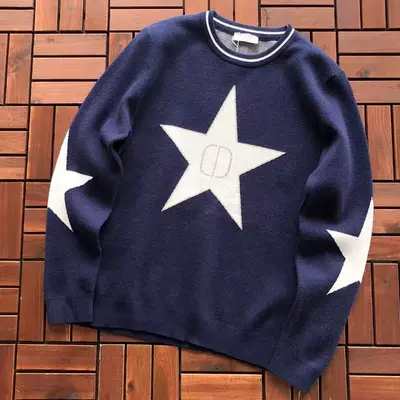 ￥~219 D🔥O🔥 SWEATER 11110731 (im 172CM 65KG iwear size L in the photo)