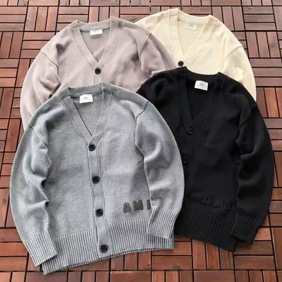 ￥~169 A🔥I SWEATER 11110778 (im 185CM 70KG iwear size L in the photo)