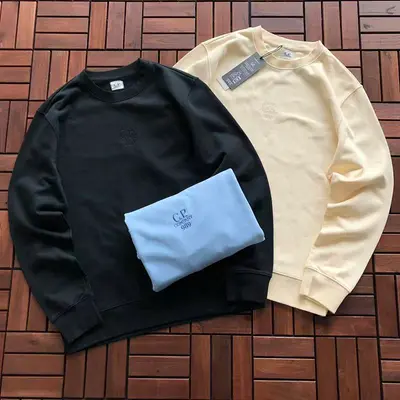 ￥~125 C.P. SWEATER 11111045 (im 176CM 58KG iwear size L in the photo)