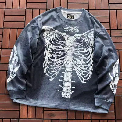 ￥~99 HELLSTAR LONG-SLEEVE 33111030 (im 185CM 80KG iwear size M in the photo)