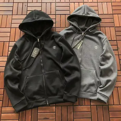￥~225 T🔥M🔥🔥🔥L🔥🔥D HOODIE FLEECE 22111107 (im 185CM 80KG iwear size L in the photo)
