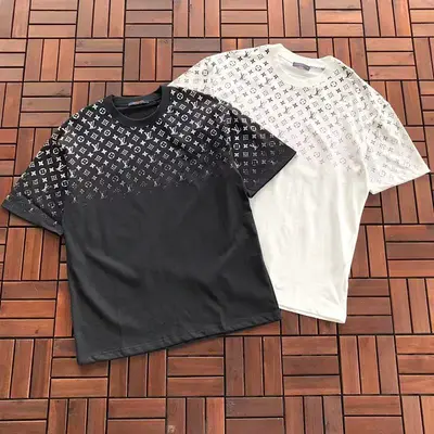 ￥~115 L🔥 T-SHIRT 11111173 (im 185CM 80KG iwear size M in the photo)