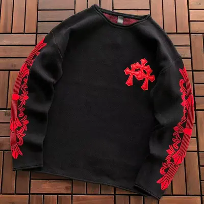 ￥~235 CH🔥OM🔥 HE🔥RTS SWEATER 11111157 (im 185CM 80KG iwear size S in the photo)