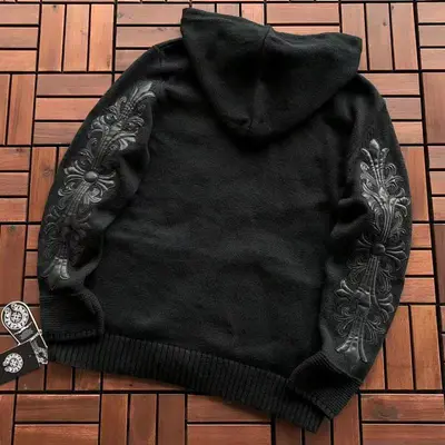 ￥~235 CH🔥OM🔥 HE🔥RTS SWEATER 11111174 (im 185CM 80KG iwear size S in the photo)