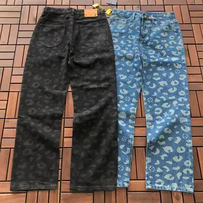 ￥~245 L🔥 JEANS 11111225 (im 176CM 58KG iwear size 30 in the photo)