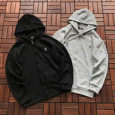 ¥~225 ON RU🔥🔥I🔥G HOODIE 22111272 (im 176CM 58KG iwear size M in the photo)