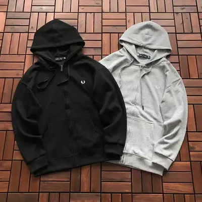 ¥~225 FRED PERRY HOODIE 22111220 (im 176CM 58KG iwear size M in the photo)