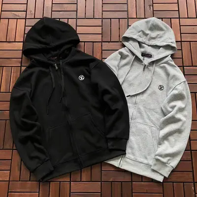 ¥~225 L🔥 HOODIE 22111236 (im 176CM 58KG iwear size M in the photo)