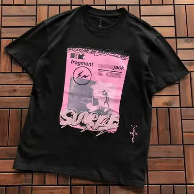 ¥~79 TRAVIS SCOTT T-SHIRT 33111406 (im 176CM 58KG iwear size M in the photo)