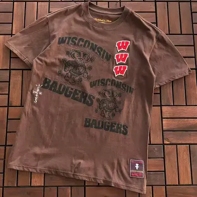 ¥~79 TRAVIS SCOTT T-SHIRT 33111418 (im 185CM 80KG iwear size M in the photo)