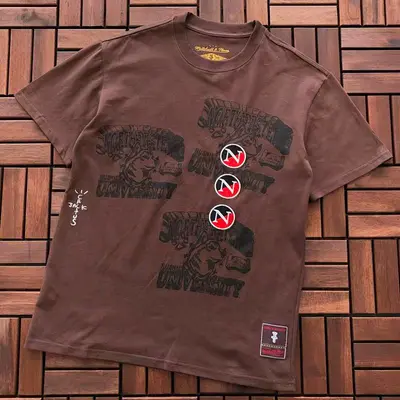 ¥~79 TRAVIS SCOTT T-SHIRT 33111409 (im 185CM 80KG iwear size M in the photo)