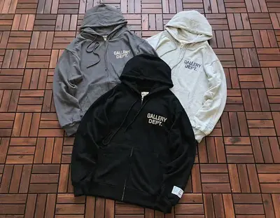¥~175 GALLERY DEPT HOODIE 11111402 (im 176CM 58KG iwear size S in the photo)