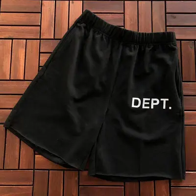 ¥~119 GALLERY DEPT SHORTS 11111680 (im 176CM 58KG iwear size M in the photo)