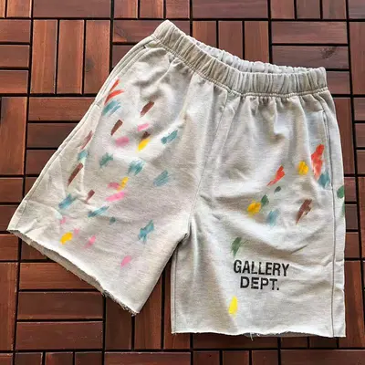 ¥~119 GALLERY DEPT SHORTS 11111679 (im 176CM 58KG iwear size M in the photo)