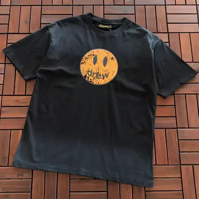 ￥~85 DREW T-SHIRT 33111760 (im 176CM 58KG iwear size M in the photo)