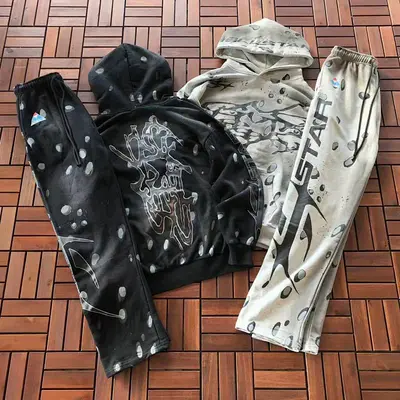 TOP￥~175 PANTS￥~169 HELLSTAR HOODIE TROUSERS 11111799 (im 176CM 58KG iwear size S in the photo)