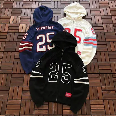 ￥~399 S🔥P🔥E🔥E HOODIE SWEATER 33111722 (im 180CM 68KG iwear size M in the photo)