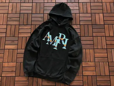 ￥~135 AMIRI HOODIE 33111736 (im 185CM 80KG iwear size M in the photo)