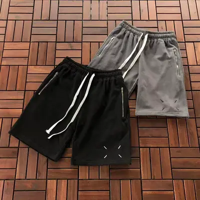 ￥~135 M🔥IS🔥N M🔥R🔥IE🔥A SHORTS 22111853 (im 176CM 58KG iwear size 46 in the photo)
