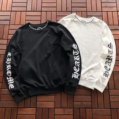 ¥~125 CH🔥OM🔥 HE🔥RTS SWEATER 33111932 (im 180CM 68KG iwear size M in the photo)