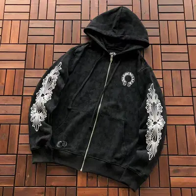 ¥~175 CH🔥OM🔥 HE🔥RTS HOODIE 33111925 (im 180CM 68KG iwear size M in the photo)