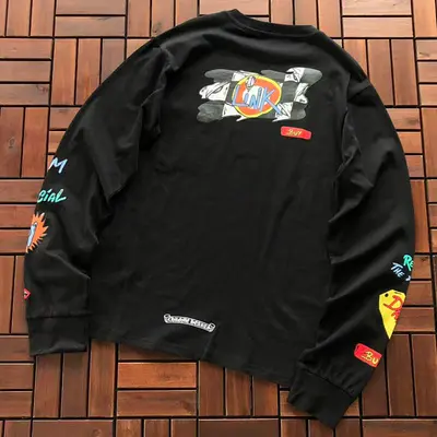 ¥~99 CH🔥OM🔥 HE🔥RTS LONG-SLEEVE 33111916 (im 180CM 68KG iwear size M in the photo)