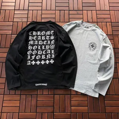 ￥~119 CH🔥OM🔥 HE🔥RTS LONG-SLEEVE 33112117(im 176CM 58KG iwear size S in the photo)