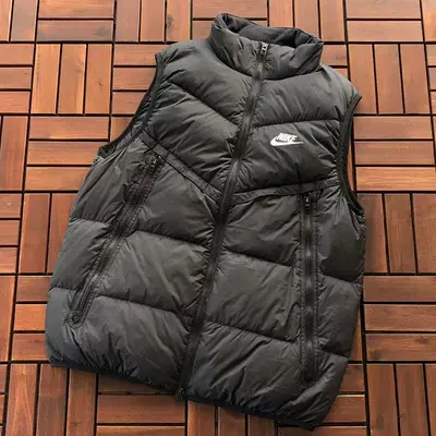 ￥~305 N🔥K🔥 DOWN VEST 11112196 (im 176CM 58KG iwear size L in the photo)