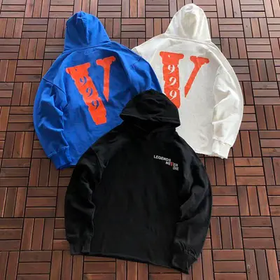 ￥~119 VLONE HOODIE 33112247 (im 176CM 58KG iwear size M in the photo)