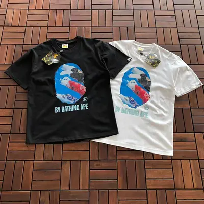 ￥~89 BAPE T-SHIRT 11112437 (im 176CM 58KG iwear size M in the photo)