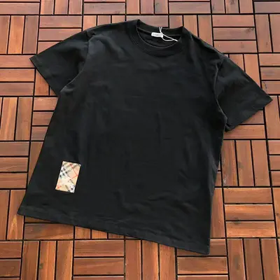 ￥~115 B🔥RB🔥RRY T-SHIRT 11112431 (im 176CM 58KG iwear size S in the photo)