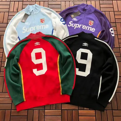 ￥~269 S🔥P🔥E🔥E&UMBRO SWEATER 44112506 (im 180CM 68KG iwear size M in the photo)