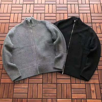 ￥~219 M🔥IS🔥N M🔥R🔥IE🔥A SWEATER 44112508 (im 180CM 68KG iwear size 48 in the photo)