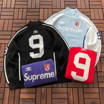 ￥~299 S🔥P🔥E🔥E&UMBRO SWEATER 33112505 (im 180CM 68KG iwear size L in the photo)