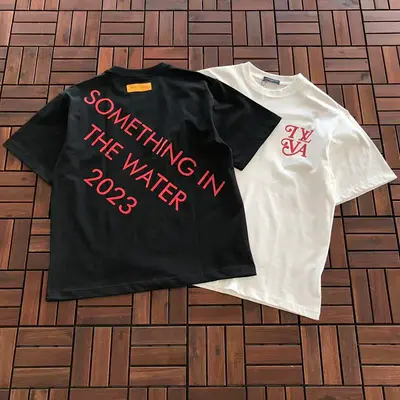 ￥~129 L🔥 T-SHIRT 33112655 (im 180CM 68KG iwear size L in the photo)