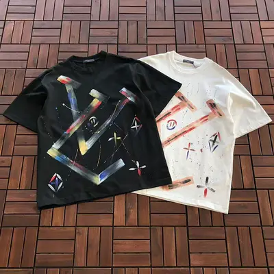 ￥~135 L🔥 T-SHIRT 33112635 (im 180CM 68KG iwear size L in the photo)