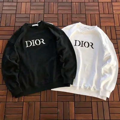 ￥~139 D🔥O🔥 SWEATER 33112644 (im 180CM 68KG iwear size M in the photo)