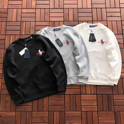 ￥~175 RA🔥PH🔥AU🔥EN SWEATER FLEECE 22112737 (im 176CM 58KG iwear size M in the photo)