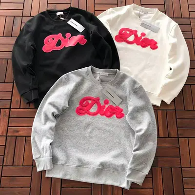 ￥~175 D🔥O🔥 SWEATER FLEECE 22112730 (im 176CM 58KG iwear size M in the photo)