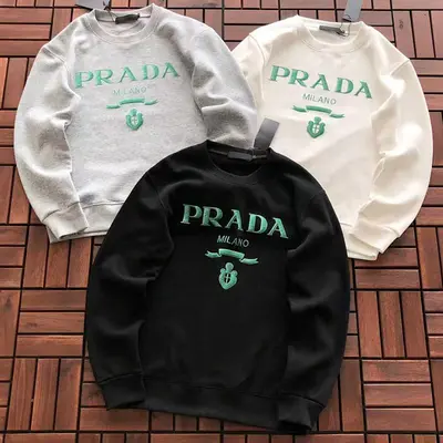 ￥~175 P🔥A🔥A SWEATER FLEECE 22112746 (im 176CM 58KG iwear size M in the photo)