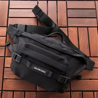 ￥~365 B🔥L🔥🔥🔥IA🔥A BAG 22112834 (20CM*29CM）